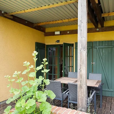 Front In Am Salzhaff With Wifi Pepelow